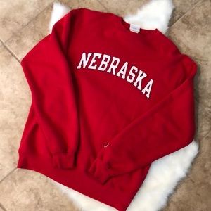 1 HR SALE NEBRASKA SWEATSHIRT SIZE MEDIUM